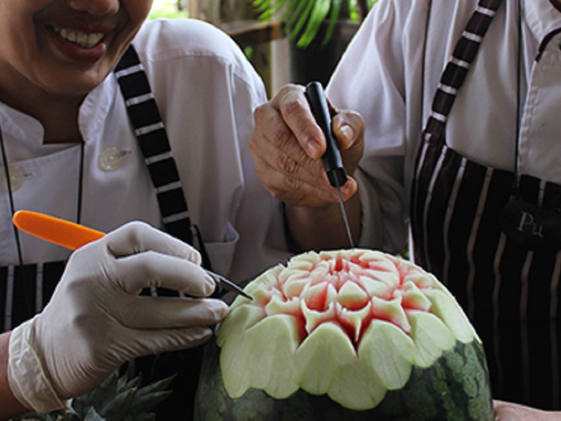 Picture of FRUIT CARVING CLASS