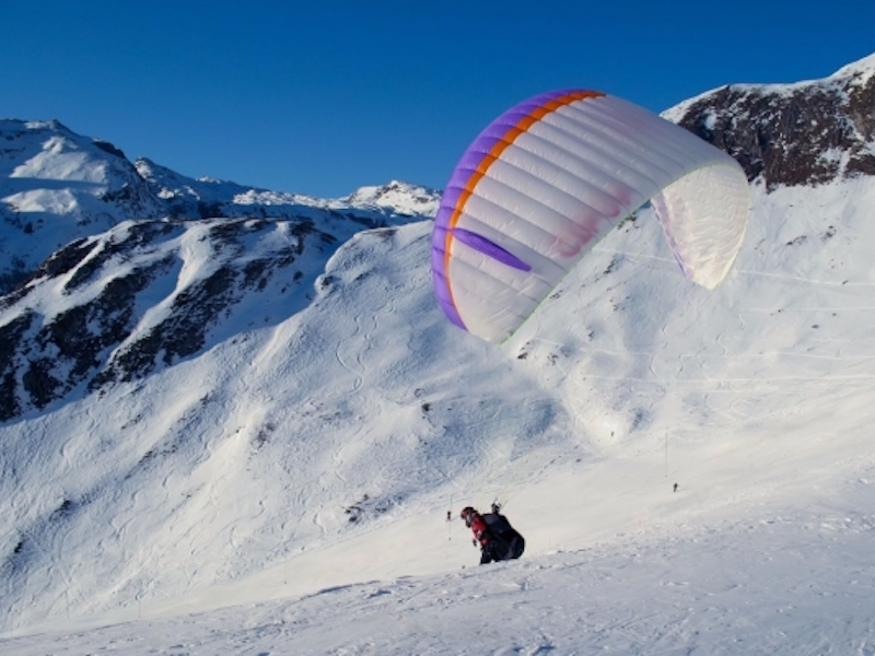 Picture of Winter Paragliding