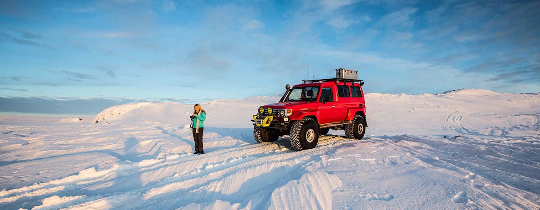 5 Day Northerlight PREMIUM Iceland adventure tour, Self-Drive adventure tour, 4 Wheel drive, zodiac, snow bike, helicopter and glacier 