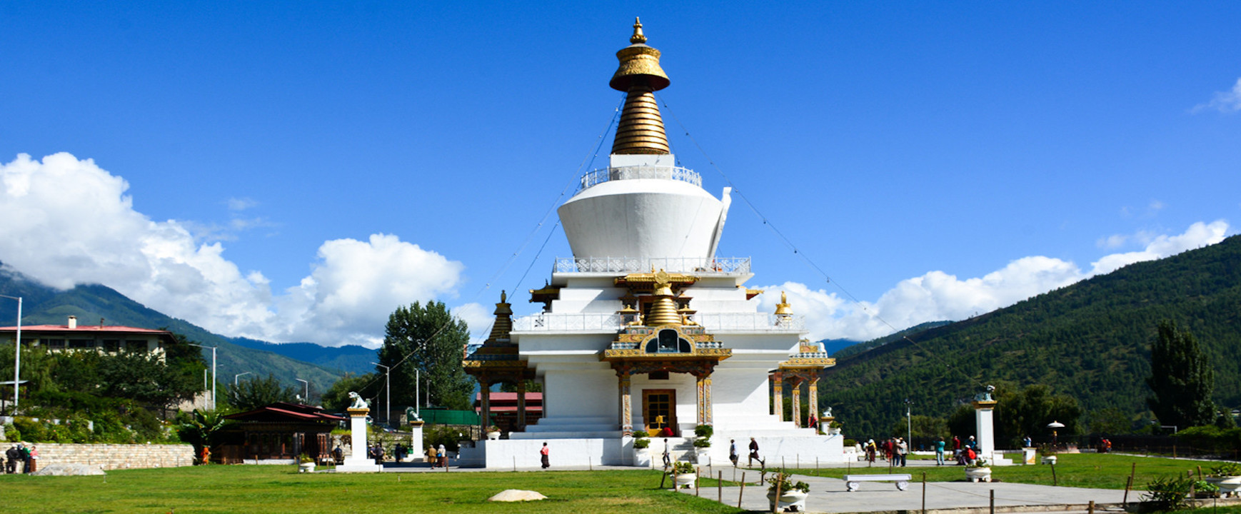 5 Day Bhutan Deluxe Private tour (economy flight from Bangkok included) Shoulder season 