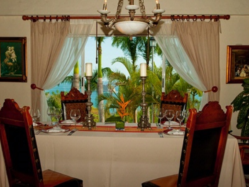 Picture of La Reina Private Dining Room